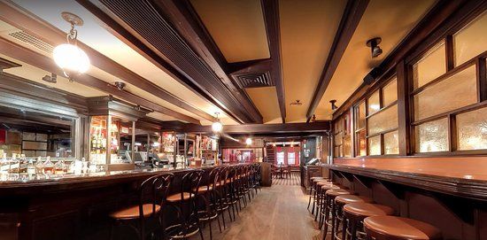GK's Red Dog Tavern