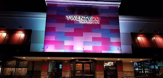 Twenty/20 Taphouse