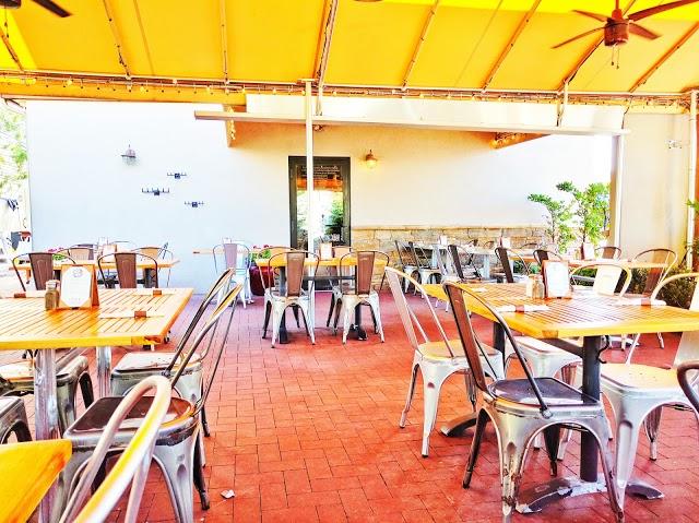 Poppi's Brick Oven Pizza & Kitchen
