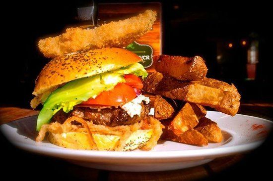 Cattle 'n Clover Irish Pub and Steak House
